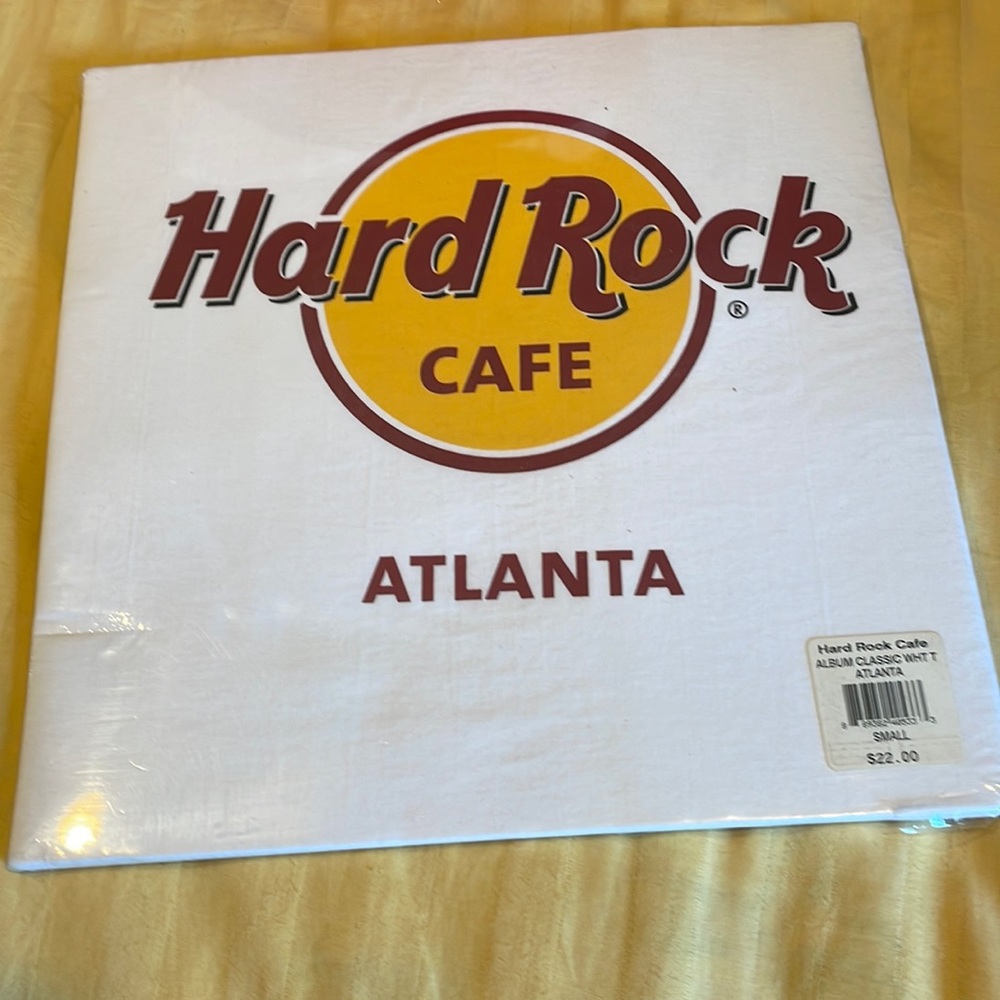 Hard Rock Cafe ; authentic small white T-shirt/unisex